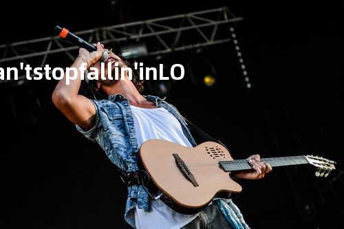 Can't stop fallin' in LOVE